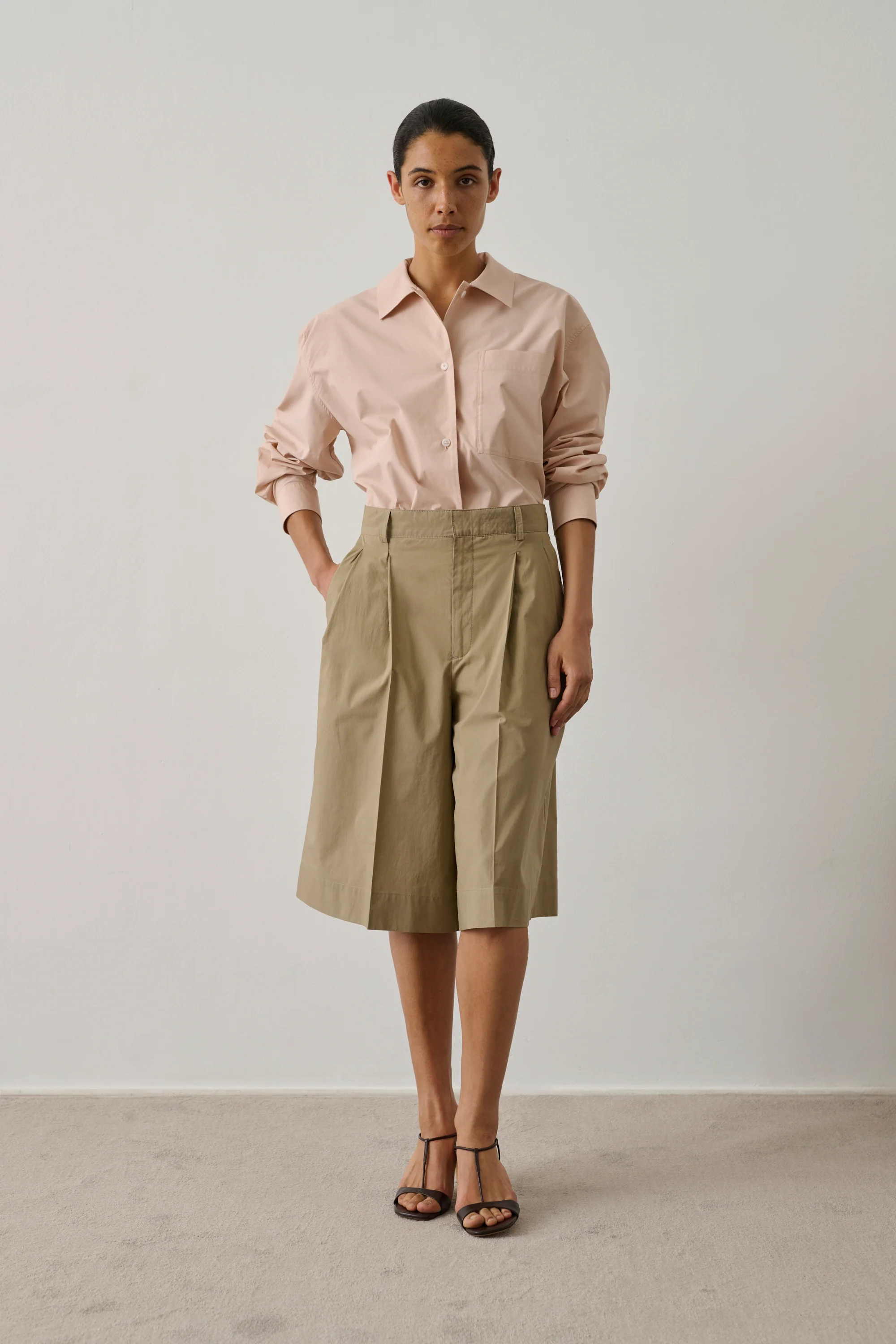 BERMUDA IMOGEN BEIGE