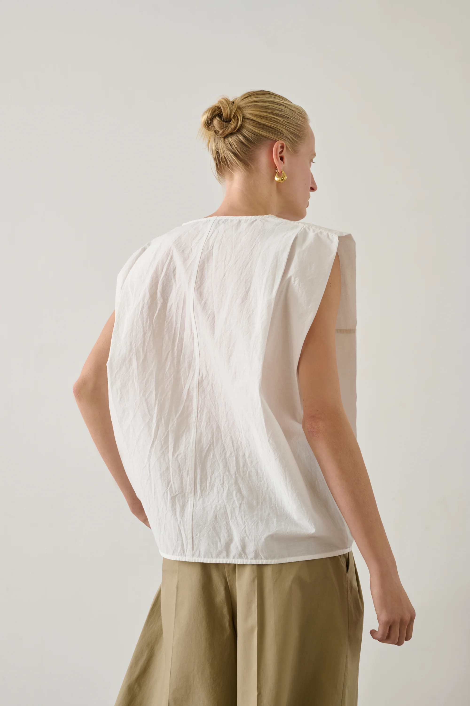 TOP ISALYS WHITE - Image 3
