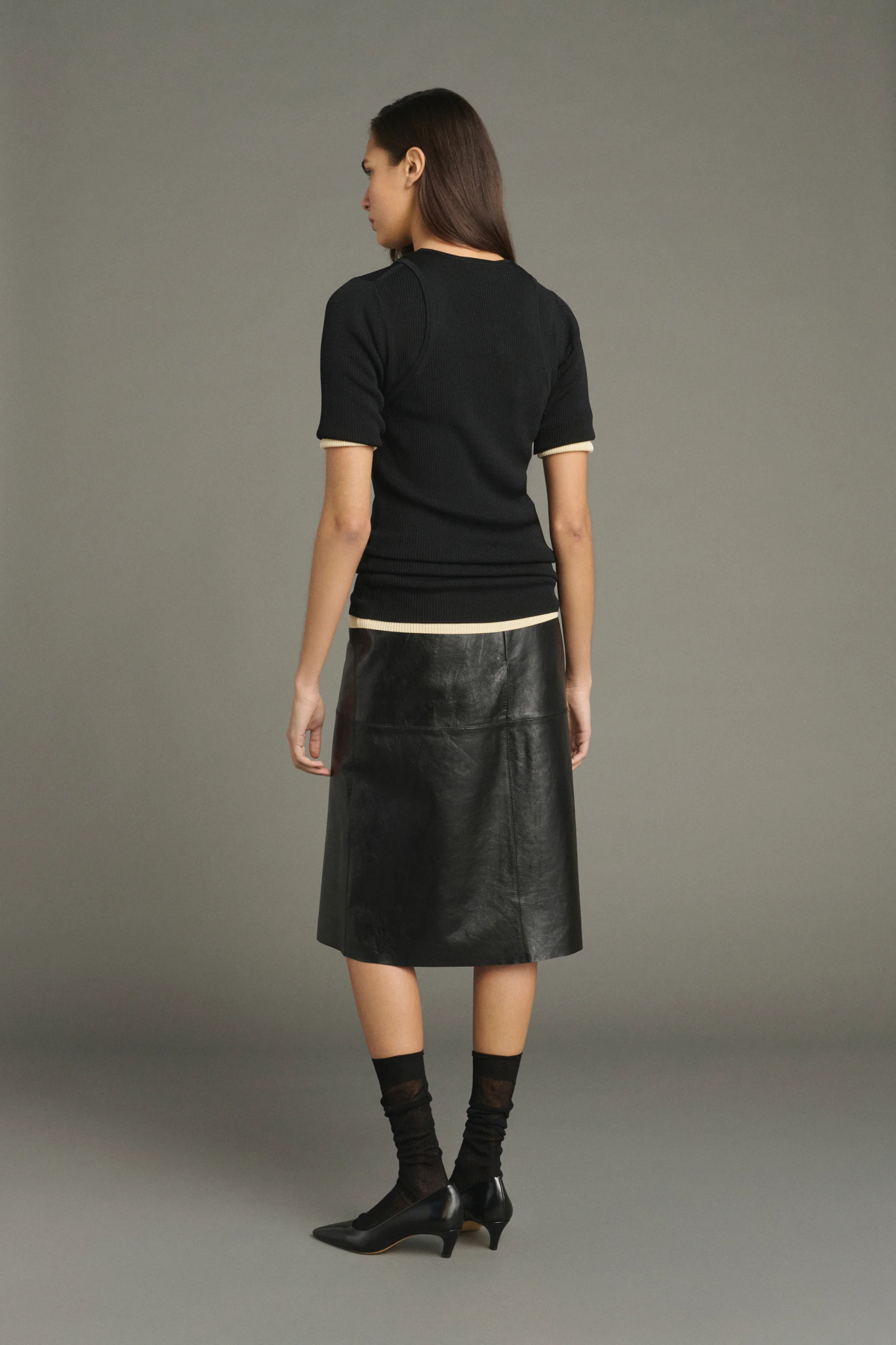 TOP KARINA BLACK - Image 4